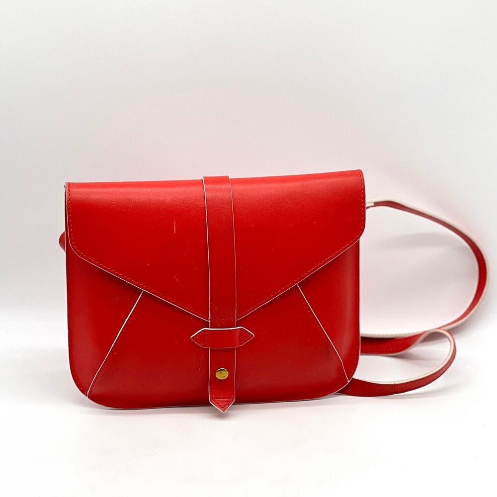 IIIBECA BY JOY GRYSON Duane Street Messenger Bag Red Leather Crossbody Structure